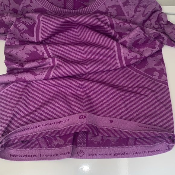 Lululemon thumbholes size 6 - Picture 17 of 17